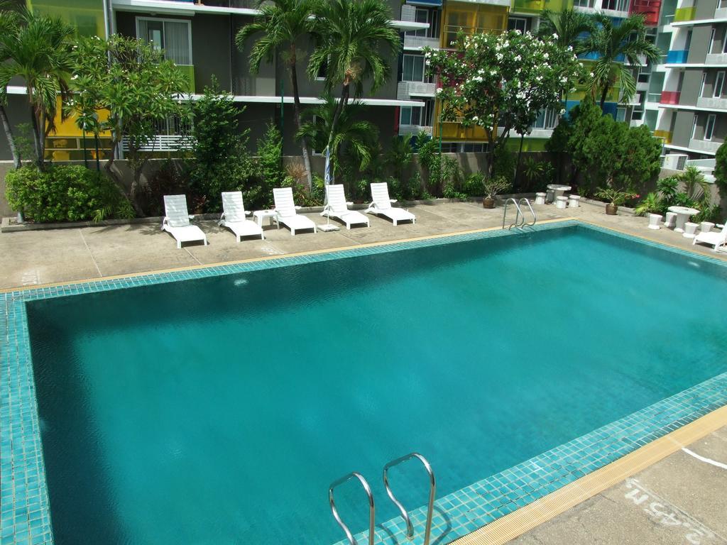 Ratchada City Hotel Banguecoque Exterior foto