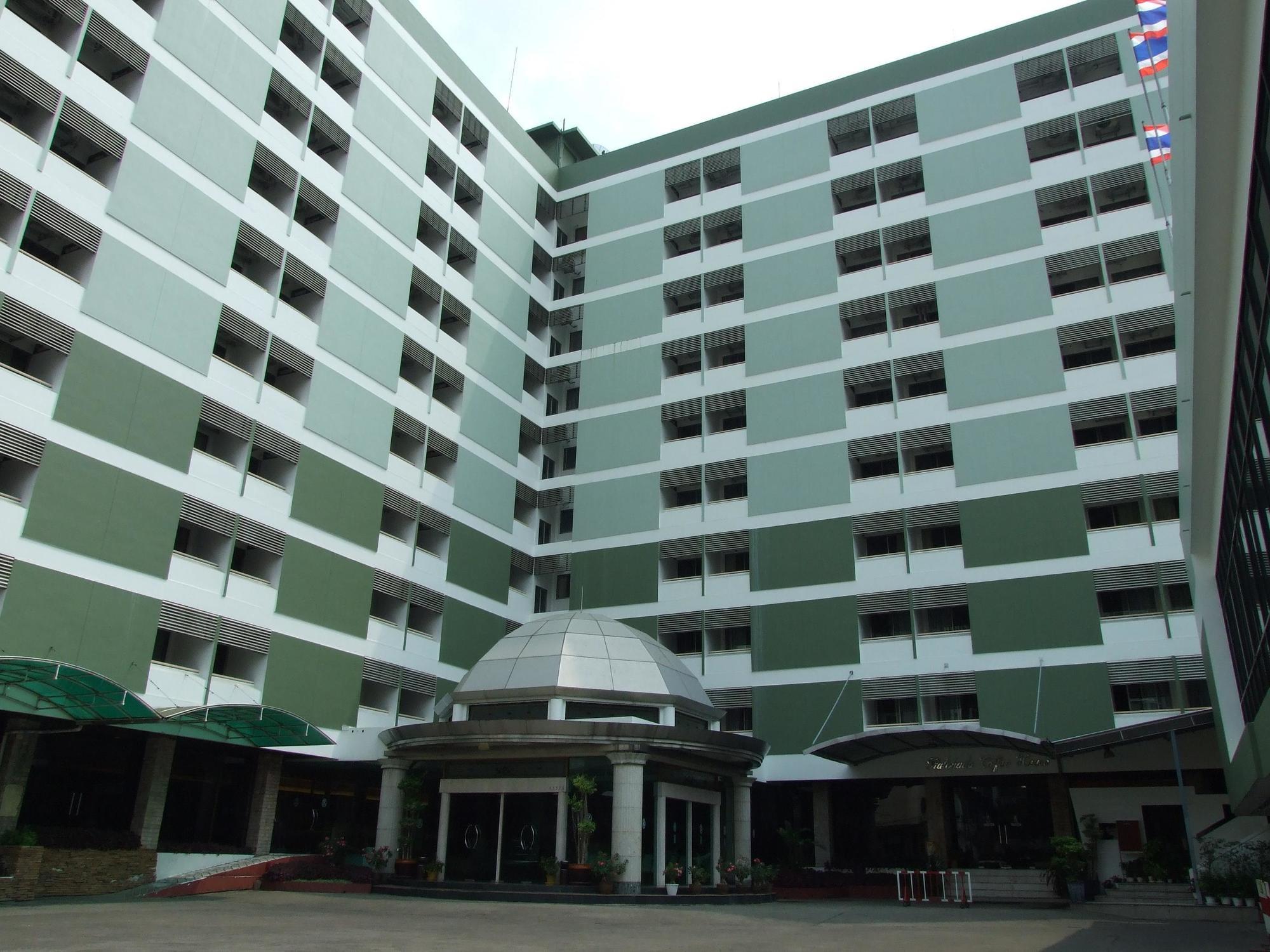 Ratchada City Hotel Banguecoque Exterior foto